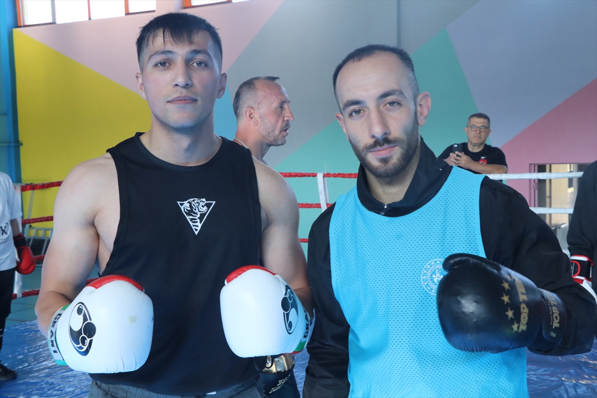 ÇANKIRI (AA) – Büyükler Savate Combat Milli Takımı’nın dünya şampiyonası