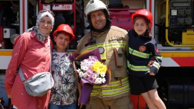 DÜZCE (AA) – Düzce Belediyesi, pazar günü kutlanacak “Babalar Günü”