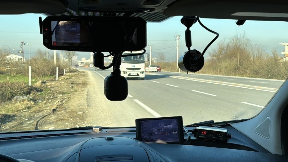 DÜZCE(İHA) – Düzce’de polis ekipleri tarafından sorumluluk bölgesinde yapılan denetimlerde