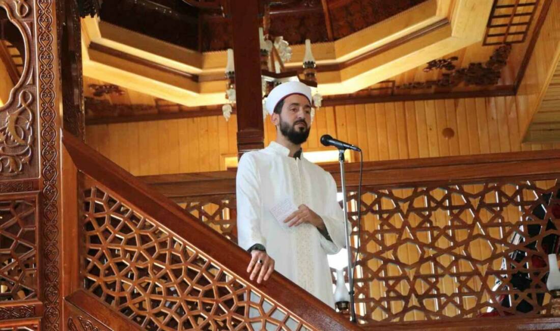 Camiler ve Din Görevlileri Haftası kapsamında Elazığ’da din görevlilerine yönelik