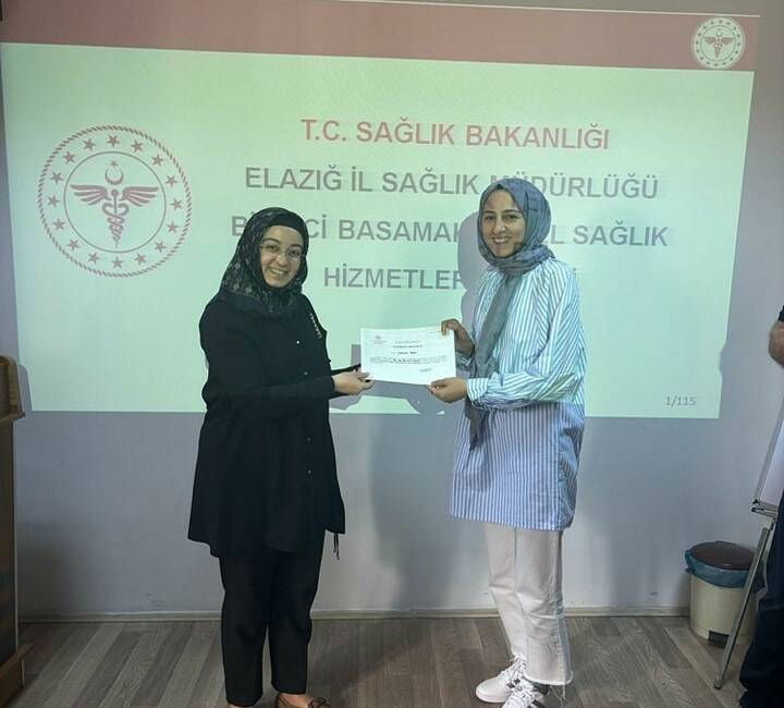 Elazığ’da Toplum Sağlığı Merkezinde görev yapan personele eğitim verildi. Elazığ