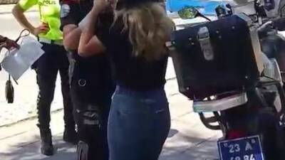 Elazığ’da YKS’nin ilk oturumu olan TYT heyecanı binlerce öğrencinin katılımıyla