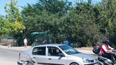 Elazığ’da meydana gelen trafik kazasında biri çocuk 3 kişi yaralandı.