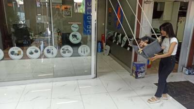 ZONGULDAK (İHA) – Zonguldak’ta oto elektrik tamiri yapan eşine destek