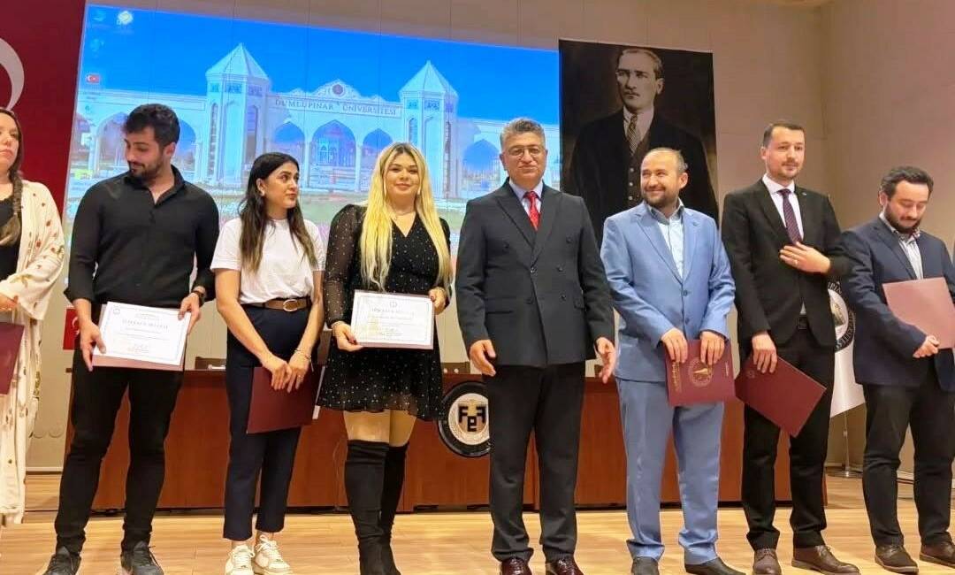 Kütahya Dumlupınar Üniversitesi (DPÜ) tarafından düzenlenen “Kütahya ve Kitap Kültürü”