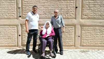 Isparta’da Akkent Mahallesi’nde yaşayan yürüme engelli vatandaş, ‘Vatandaş Soruyor, Başkan