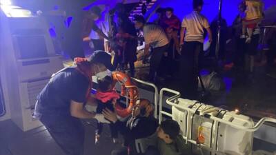 MUĞLA (AA) – Muğla’nın Fethiye ilçesi açıklarında sürüklenen lastik bottaki