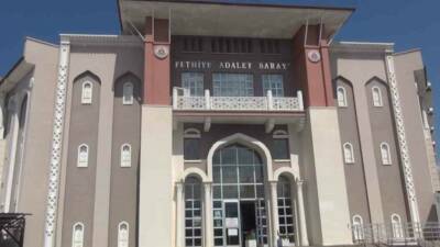 Fethiye’de evine misafir olarak gelen arkadaşını bıçaklayarak öldürdüğü iddiasıyla gözaltına