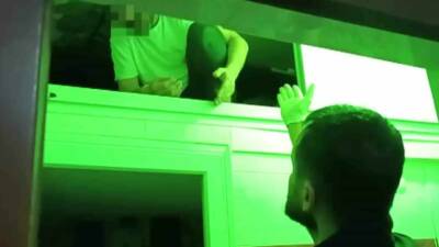 Adana’da uyuşturucu madde ticareti suçundan kesinleşmiş hapis cezası bulunanlara yönelik