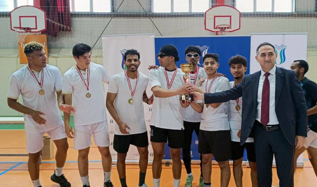 SUBÜ Sağlık Kültür ve Spor Daire Başkanlığı koordinasyonunda hem erkekler