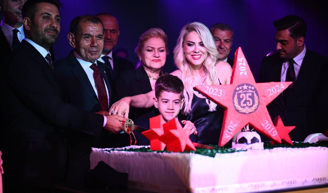 - Galatasaray Kulübü Başkanı Dursun Özbek:
- "İnşallah 2026 yılında da