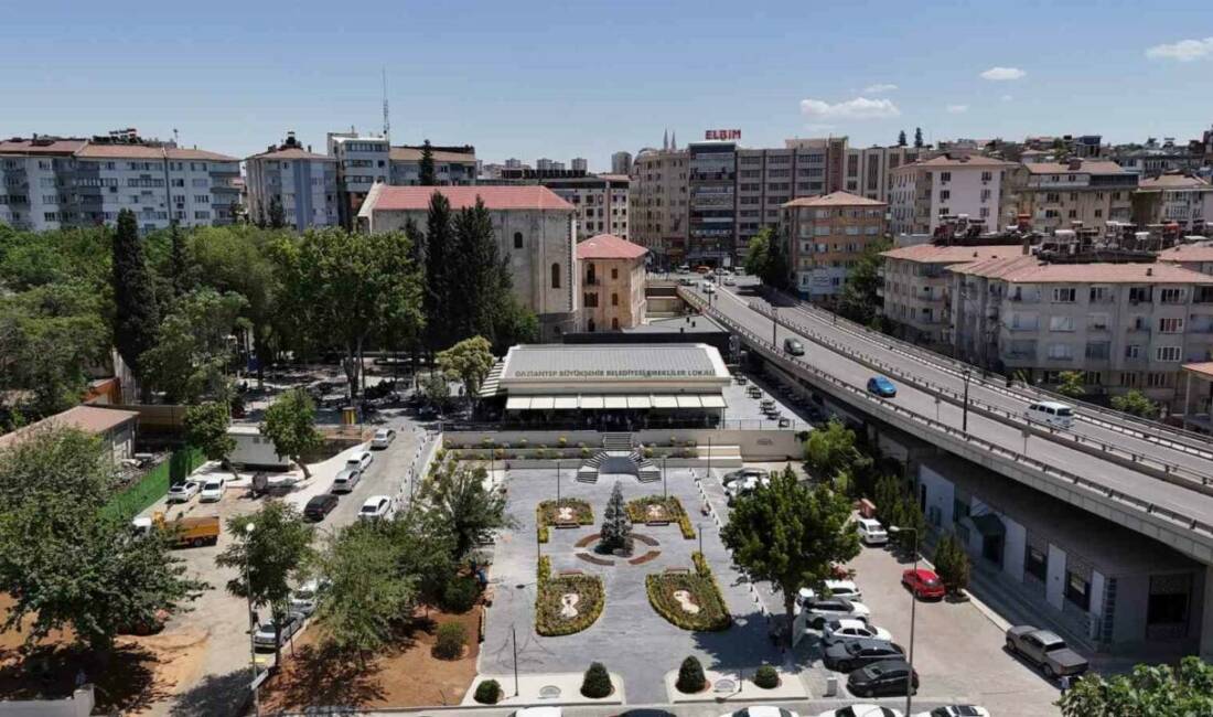 Gaziantep Büyükşehir Belediyesi tarafından hizmete sunulan Emekliler Lokali, açıldığı ilk