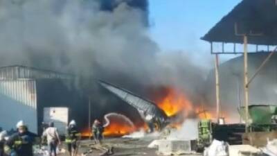 Gaziantep’in Nizip ilçesinde bir geri dönüşüm tesisinde çıkan ve kısa