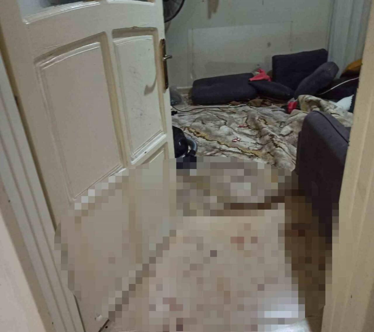 Gaziantep’in Nizip ilçesi kırsalında bir evde çıkan silahlı kavgada 1