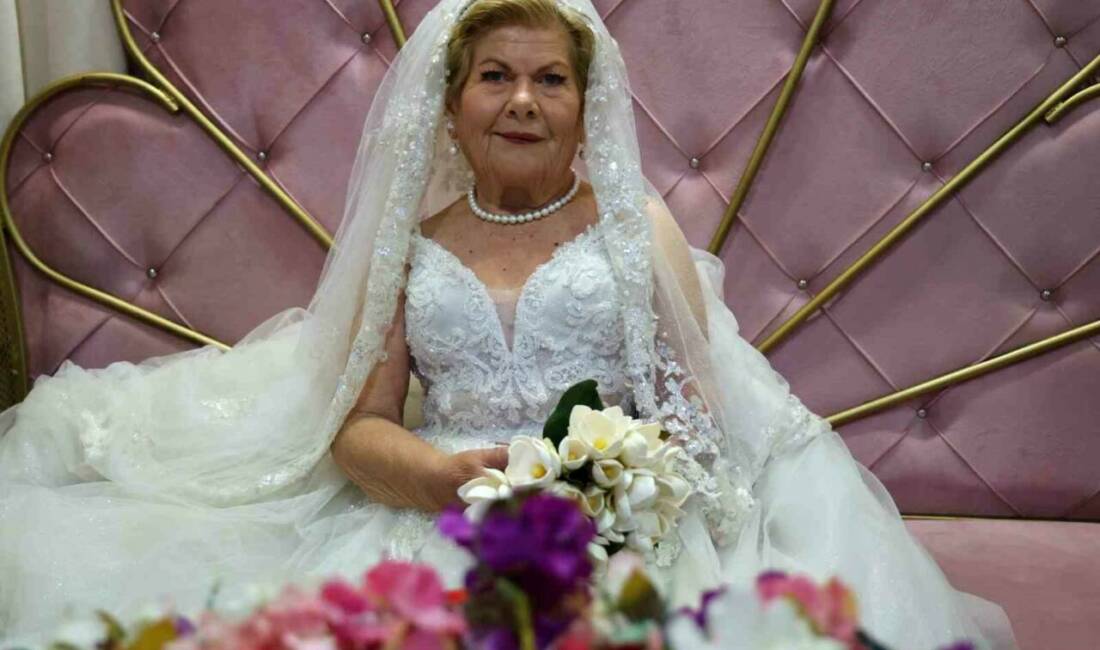 Adana’da geçtiğimiz yıl gelinlik giyme hayali temsili bir düğünle gerçekleştirilen