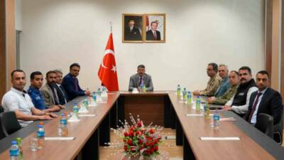Hakkari Valisi Ali Çelik’in başkanlığında Esendere Gümrük Müdürlüğü’nde düzenlenen toplantıda,