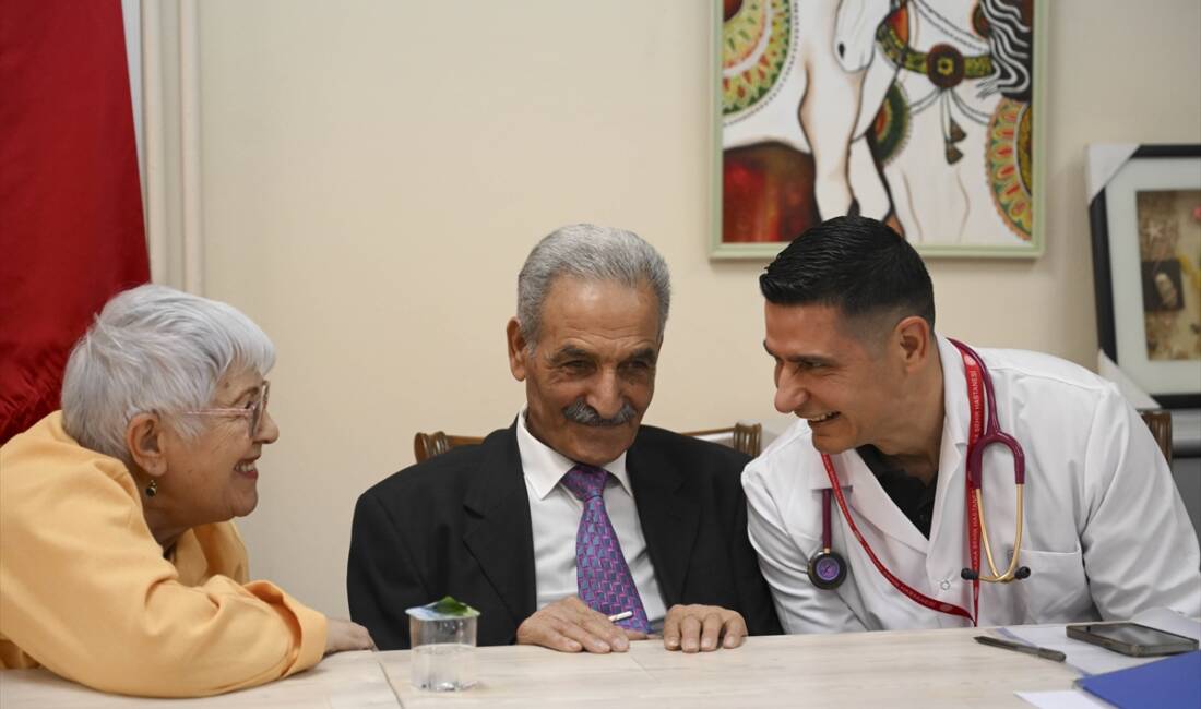 - Sağlık Bakanlığınca huzurevleri ve yaşlı bakım merkezlerindeki vatandaşlara yönelik