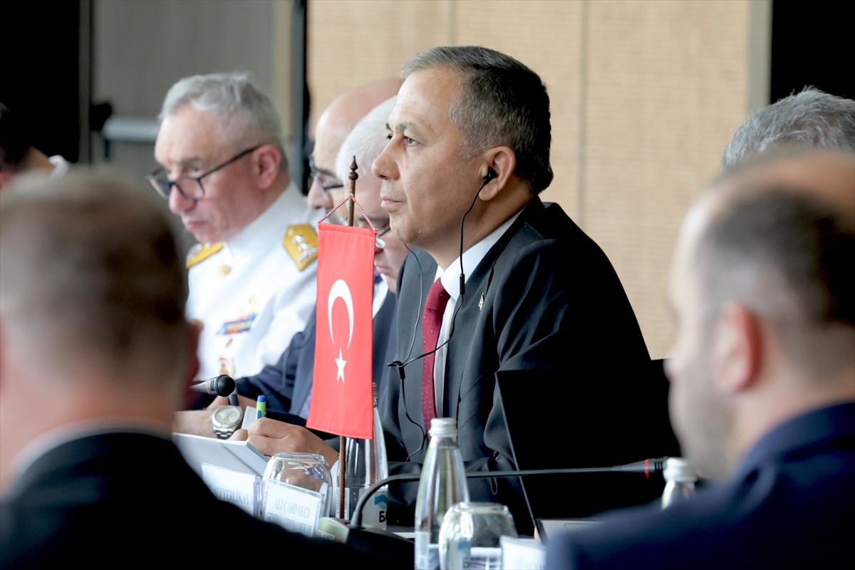 - Toplantıya ilişkin ortak basın açıklamasında, Bulgaristan, Yunanistan ve Türkiye'nin,