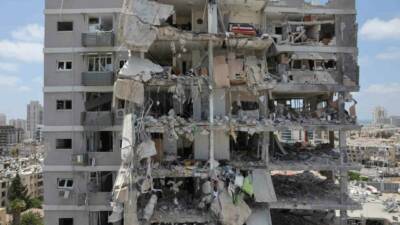 İran Sağlık Bakanlığı, İsrail’in düzenlediği saldırılarda hayatını kaybedenlerin sayısının 224’e,