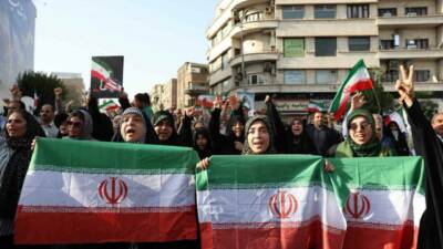 İran’ın başkenti Tahran’da, ABD’nin Fordow, Natanz ve İsfahan’daki nükleer tesislere