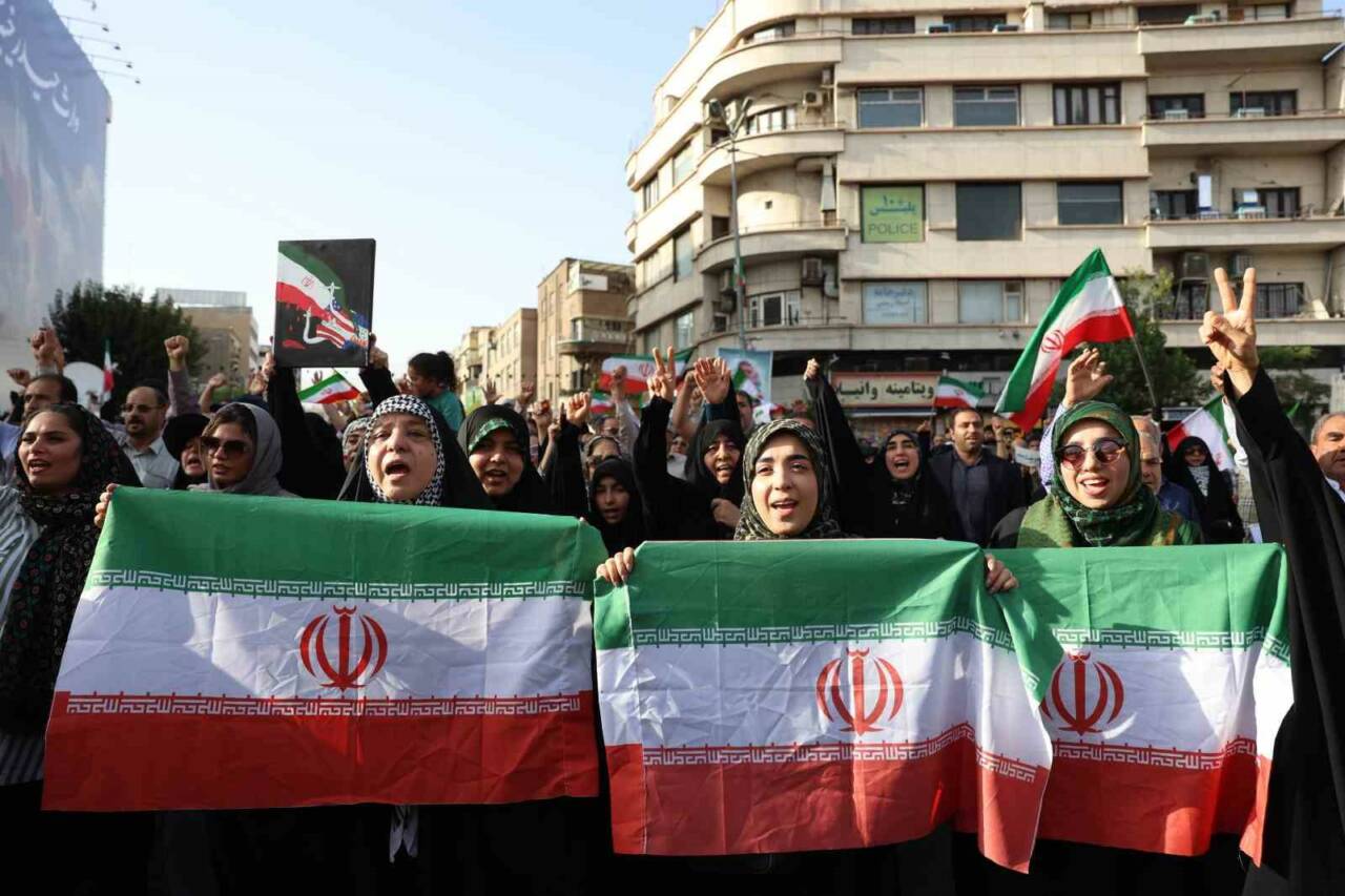 İran’ın başkenti Tahran’da, ABD’nin Fordow, Natanz ve İsfahan’daki nükleer tesislere