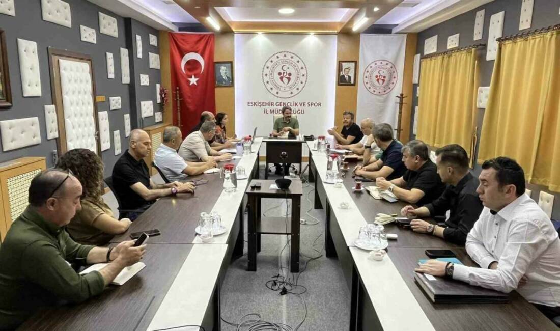 Eskişehir Gençlik ve Spor İl Müdürlüğü yetkililerinin katıldığı ’İş Sağlığı
