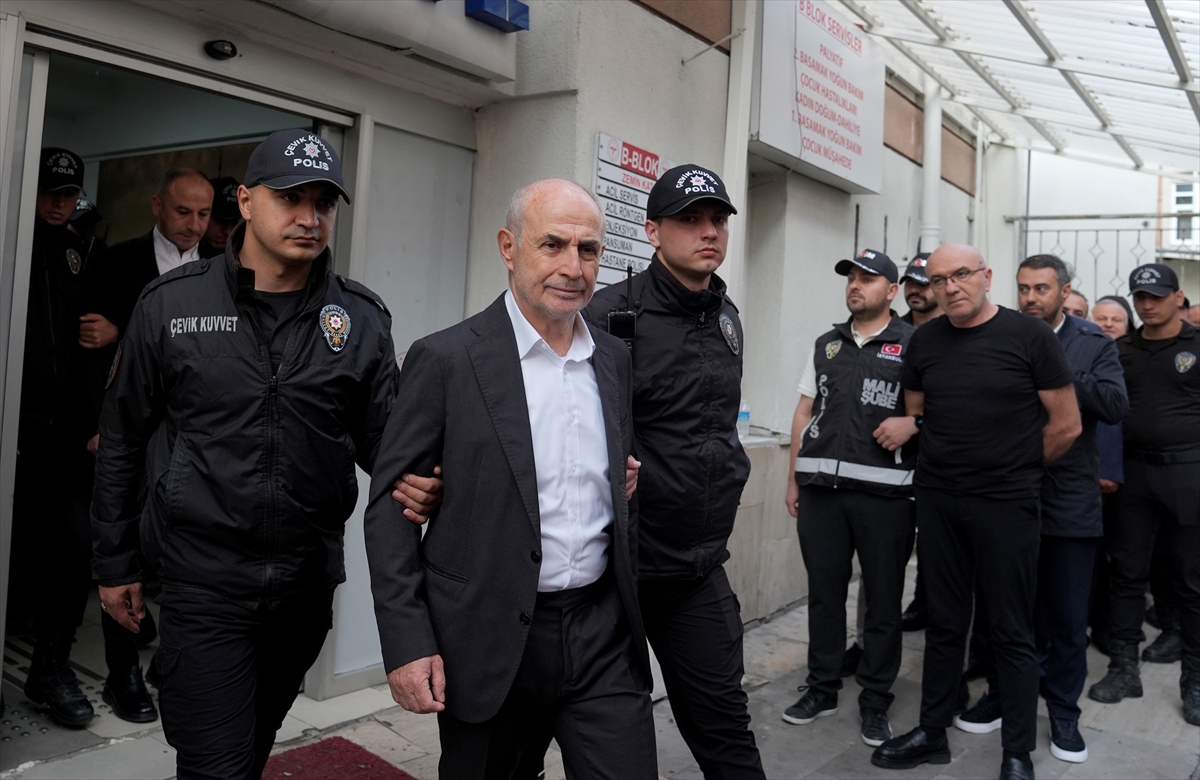 İSTANBUL (AA) – İstanbul merkezli 4 ayrı yolsuzluk soruşturmasında gözaltına