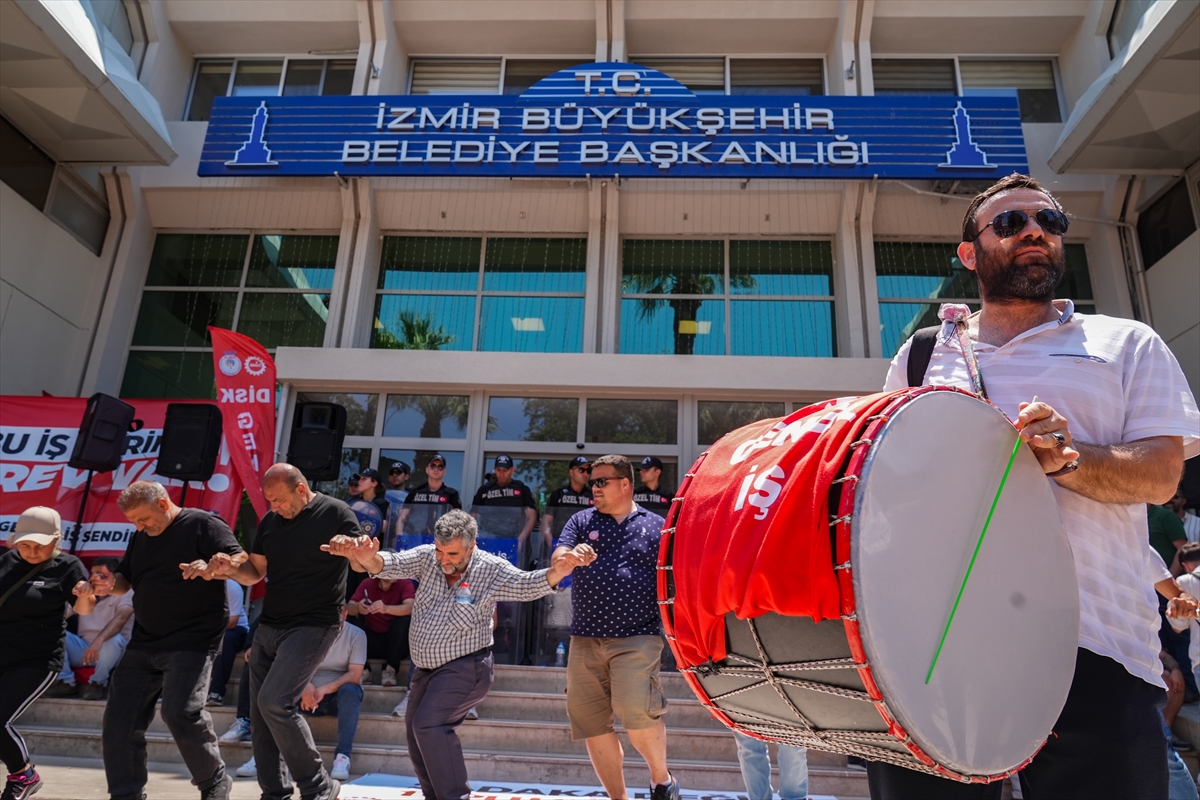 İZMİR (AA) – İzmir Büyükşehir Belediyesine bağlı iştiraklerde çalışan yaklaşık