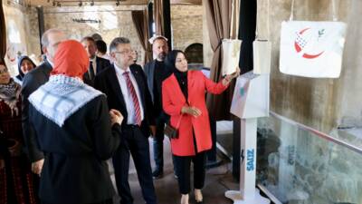 - "Gazze halkının yanında durmak, onların seslerini duyuran, çoğaltan sesler