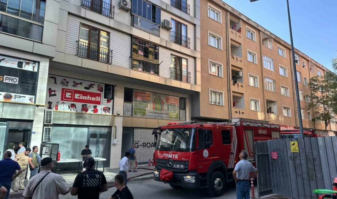 Kocaeli’nin Gebze ilçesinde bir kafenin deposunda yangın çıktı. Olay, Sultan