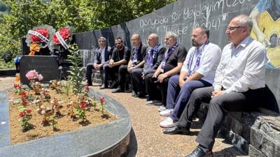 ARTVİN (AA) – “Şair ceketli çocuk” olarak tanınan sanatçı Kazım