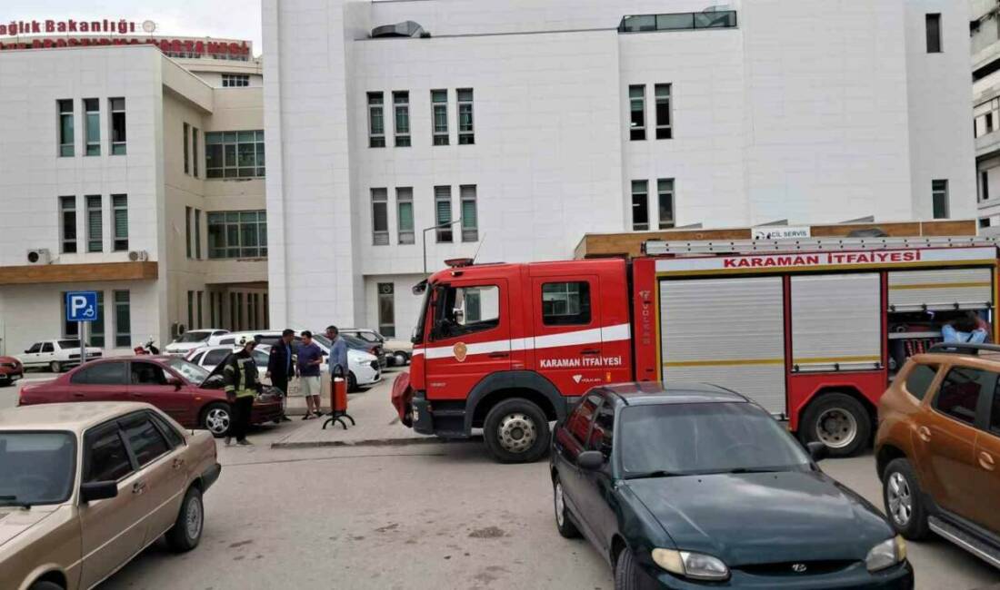 Karaman’da hastane otoparkında bulunan bir otomobilden yükselen dumanlar ekipleri harekete