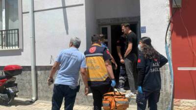 Karaman’da 3 katlı bir apartmandan yayılan kötü koku ekipleri harekete