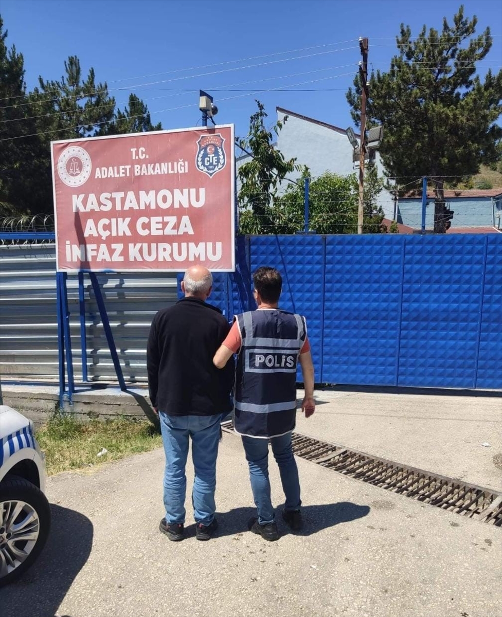 KASTAMONU (AA) – Kastamonu’nun Hanönü ilçesinde “Uyuşturucu, uyarıcı madde ticareti