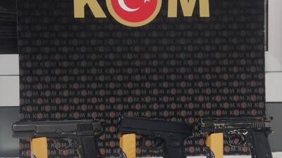 KASTAMONU (AA) – Kastamonu’da düzenlenen ruhsatsız silah operasyonunda 4 kişi