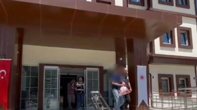 Kastamonu İl Emniyet Müdürlüğü ekiplerince, İstanbul’dan Kastamonu’ya uyuşturucu getirdiği tespit