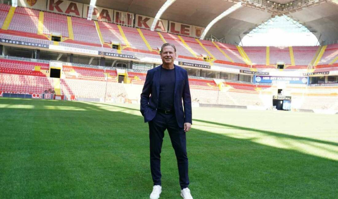 Kayserispor Teknik Direktörü Markus Gisdol; yeni sezonda sarı kırmızılı takımda