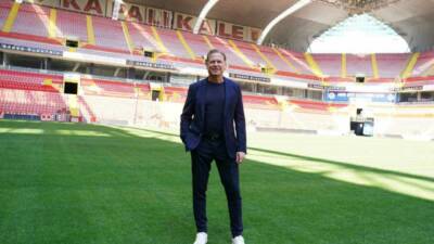 Kayserispor Teknik Direktörü Markus Gisdol; yeni sezonda sarı kırmızılı takımda