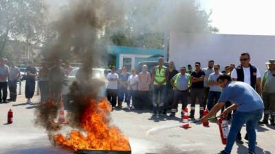 Kepez Belediyesi, personelinin yangın anında doğru ve bilinçli hareket edebilmesi