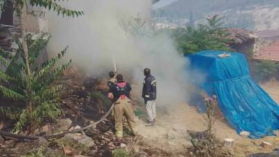 Manisa’nın Kırkağaç ilçesinde devam eden orman yangınında Bostancı Mahallesi tedbir