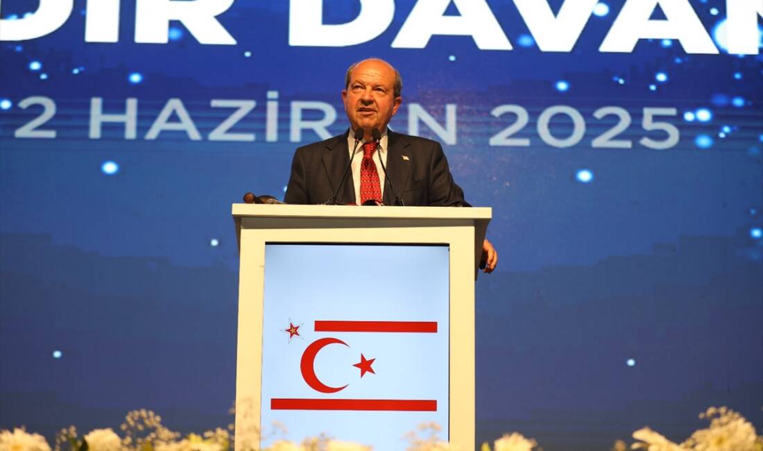 - KKTC CUMHURBAŞKANI ERSİN TATAR, UBP GENEL SEKRETERİ OĞUZHAN HASİPOĞLU,