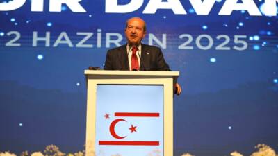 - KKTC CUMHURBAŞKANI ERSİN TATAR, UBP GENEL SEKRETERİ OĞUZHAN HASİPOĞLU,