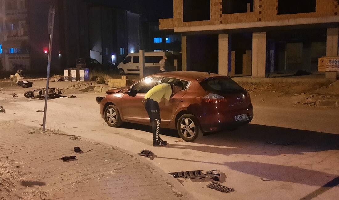 KOCAELİ (AA) – Kocaeli’nin Gölcük ilçesinde otomobille çarpışan motosikletin sürücüsü