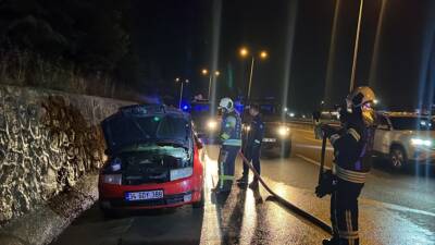 KOCAELİ (AA) – D-100 kara yolunun Kocaeli kesiminde seyir halindeyken