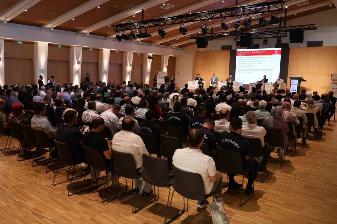 Konya Büyükşehir Belediyesi’nce 76 kamu kuruluşundan 250 kişinin katılımıyla “Kamuda