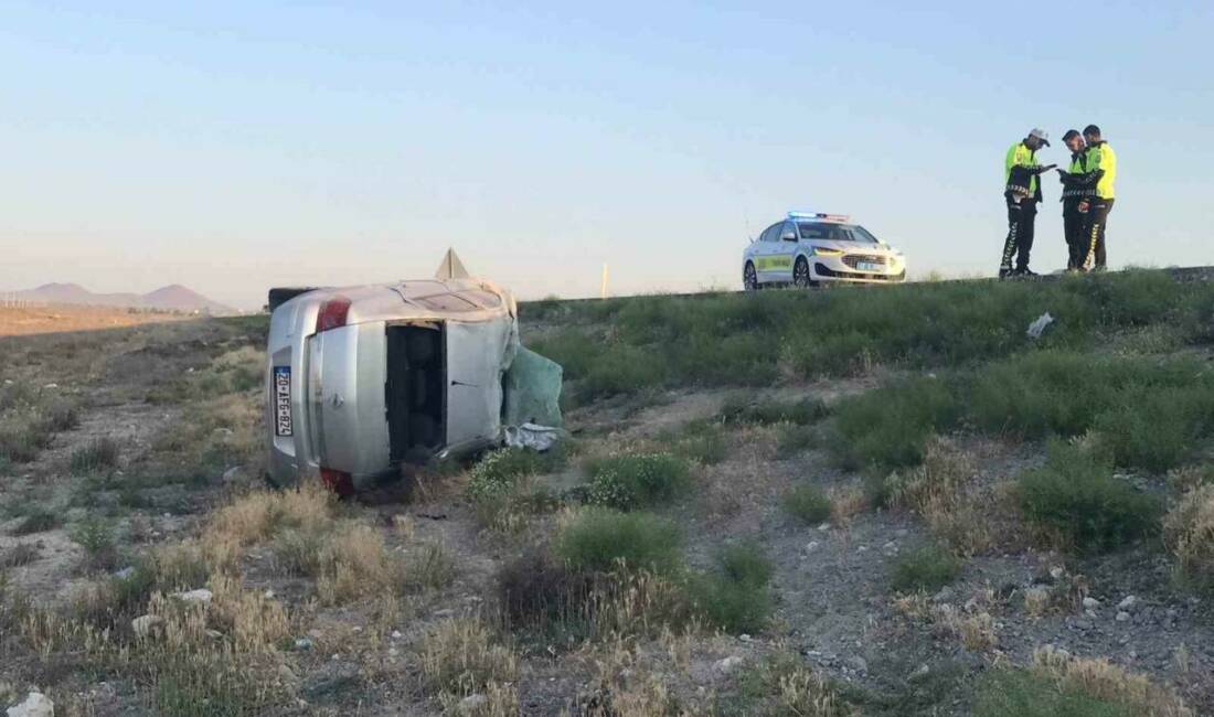 Konya’nın Karapınar ilçesinde kontrolden çıkıp takla atan otomobildeki 3 kişi