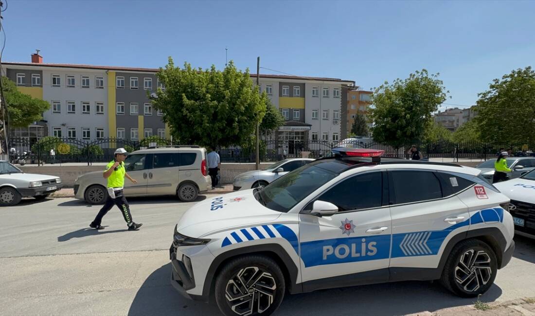 KONYA (AA) – Konya’da rehberlik öğretmeni, okulda uğradığı silahlı saldırıda