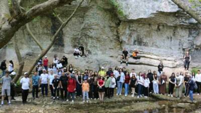 Körfez’de Taşköprü ve Çoban Geçidi Kanyonu’nda sağlıklı yaşam yürüyüşü gerçekleştirildi.