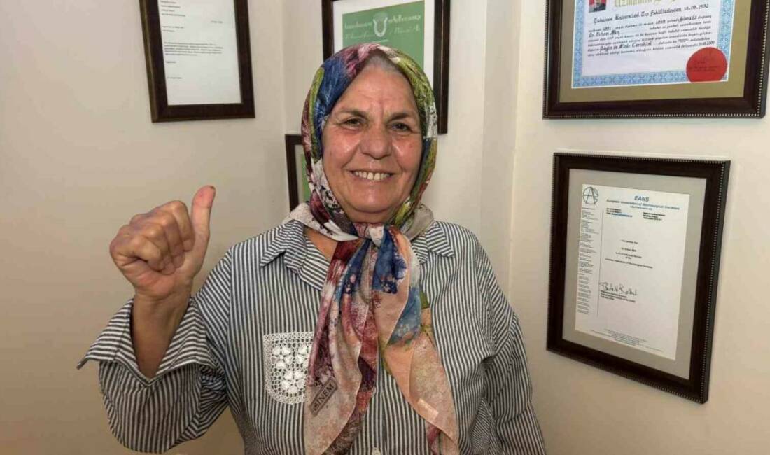 Adana’da yaşayan 67 yaşındaki Cemile Yenilmez, belindeki şiddetli ağrılara rağmen
