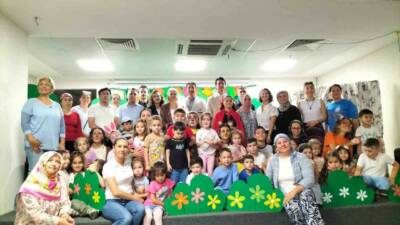 Muğla’nın Köyceğiz ilçesi Beyobası Anaokulu öğrenci velileri oynadıkları ‘Çevreci Kurt’